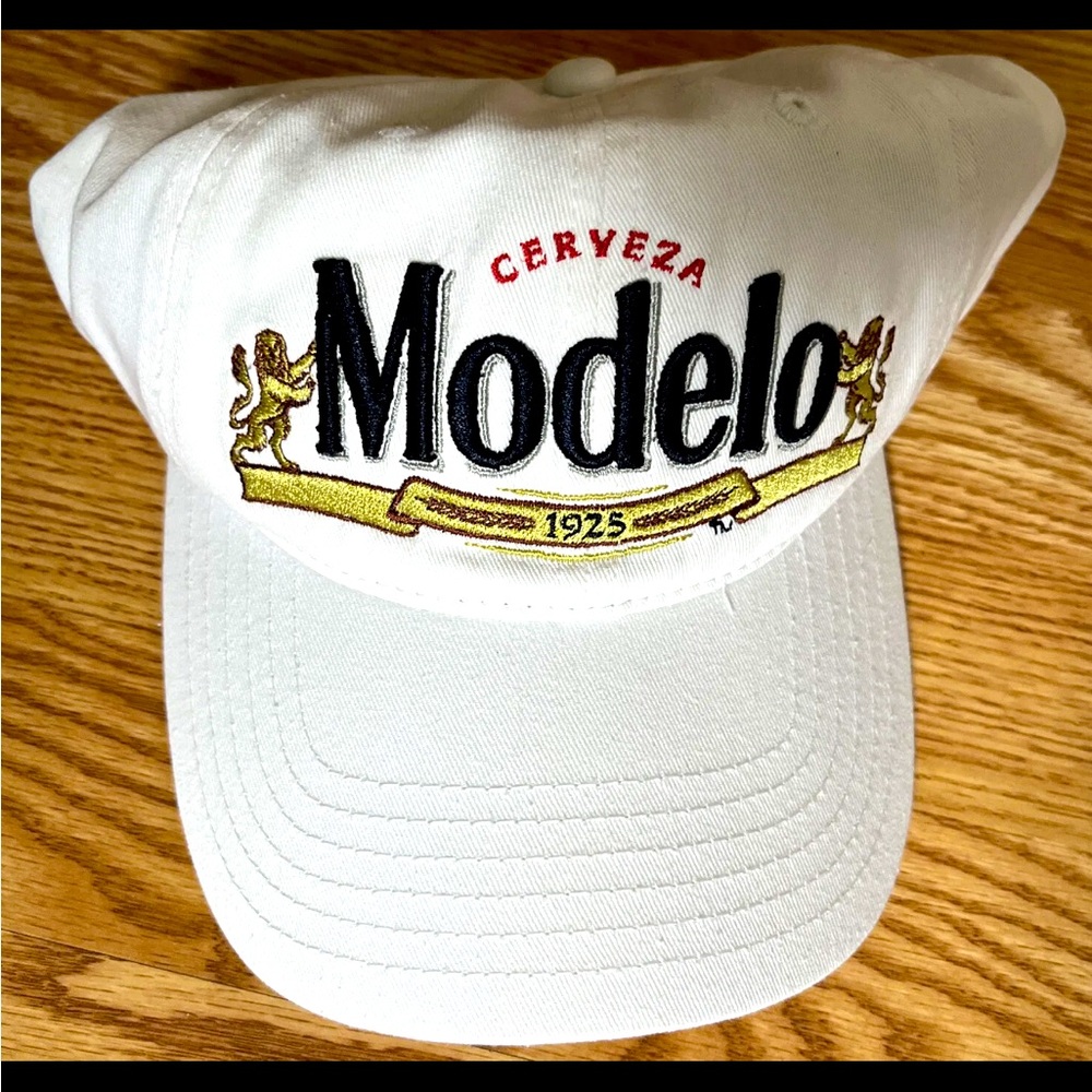 BRAND NEW MODELO CERVEZA HAT TAG CAP WHITE ADJUSTABLE 3D EMBROIDERY METAL BUCKLE